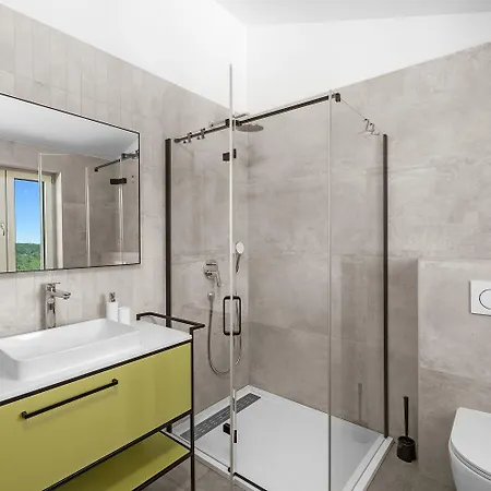 Dom wakacyjny Beeindruckende Mit Panoramablick, Privatpool, Tischtennis, Tischfussball, Spielplatz, Babybett *