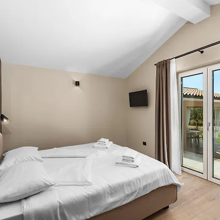 Beeindruckende Mit Panoramablick, Privatpool, Tischtennis, Tischfussball, Spielplatz, Babybett Semesterbostad *
